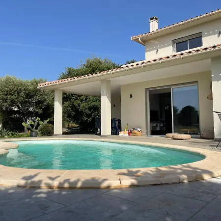 120 M² Avec Piscine *