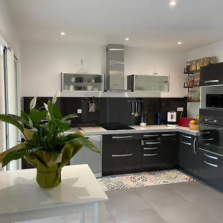 120 M² Avec Piscine